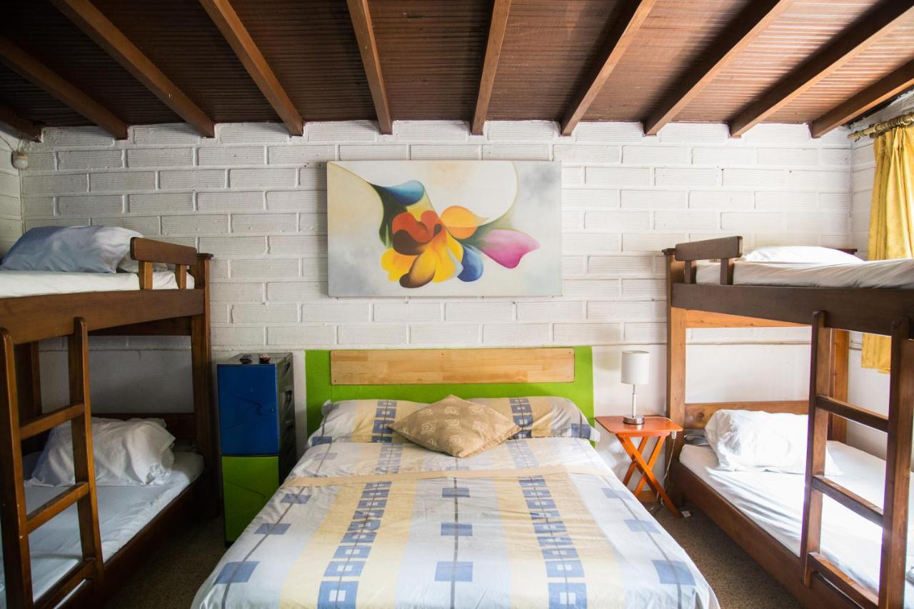 Spring City Hostel Medellín Exteriér fotografie